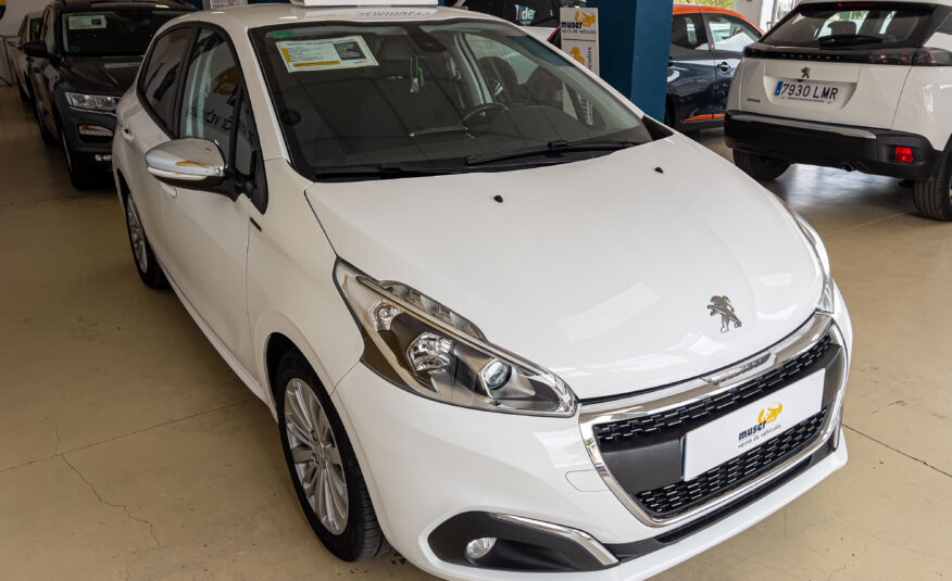 PEUGEOT 208 SIGNATURE 1.5 BLUEHDI