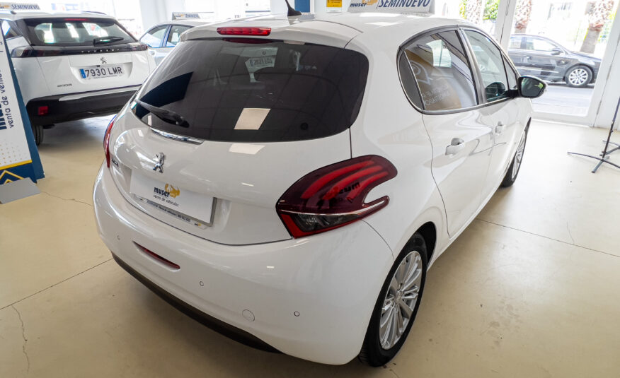 PEUGEOT 208 SIGNATURE 1.5 BLUEHDI